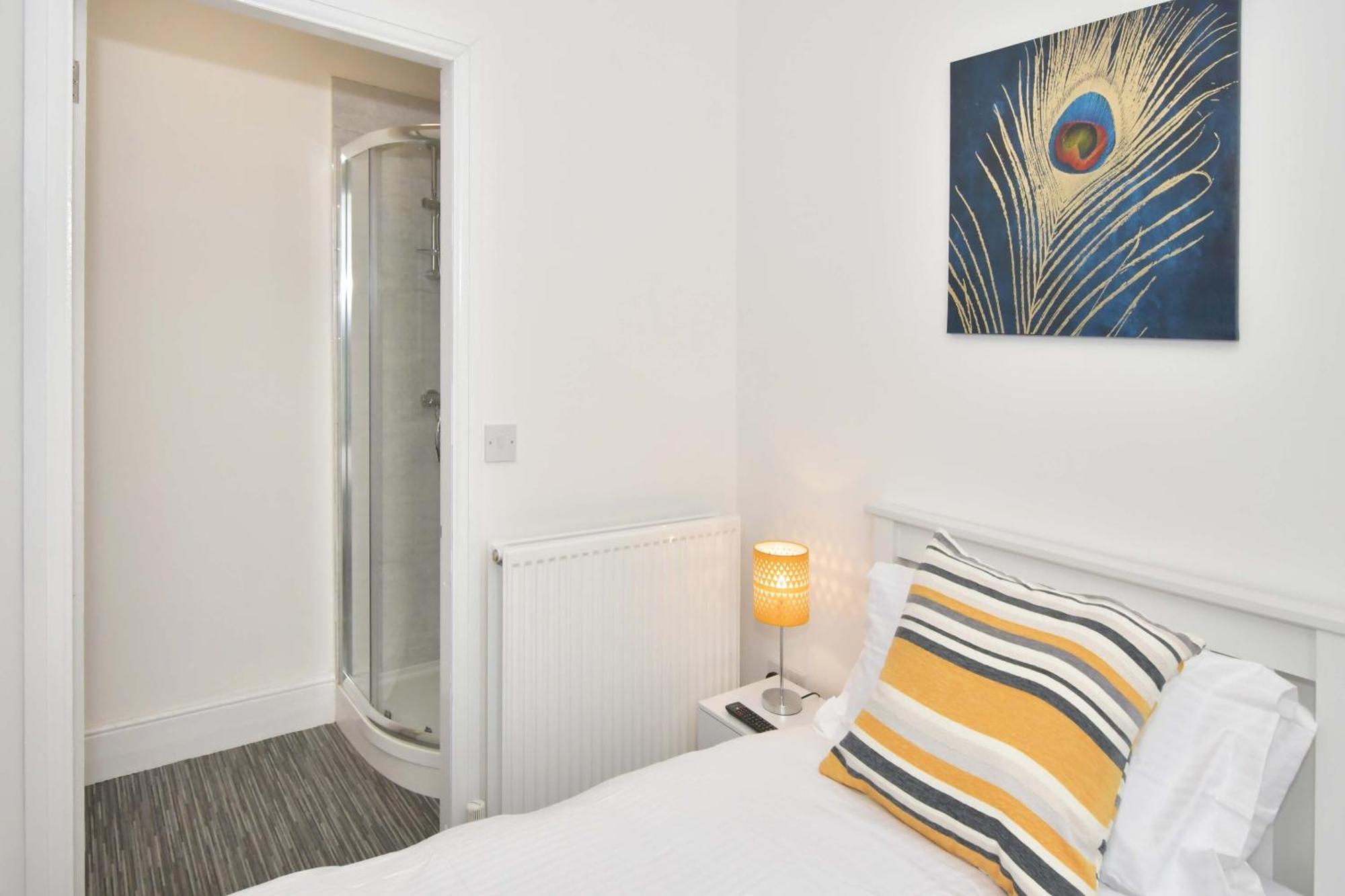 Townhouse @ 86 Brooklyn Street Crewe Villa Dış mekan fotoğraf